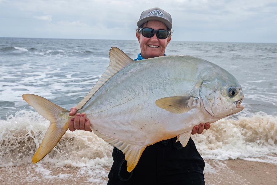 Shortfin Permit – Fang mit konventionellem Angelgerät an der Küste von Angola