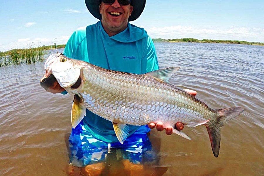 Tarpon – Fang mit konventionellem Angelgerät an der Küste von Angola